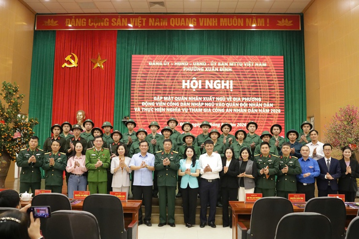 Phường Xuân Đỉnh: gặp mặt quân nhân xuất ngũ và động viên công dân nhập ngũ năm 2026- Ảnh 8.