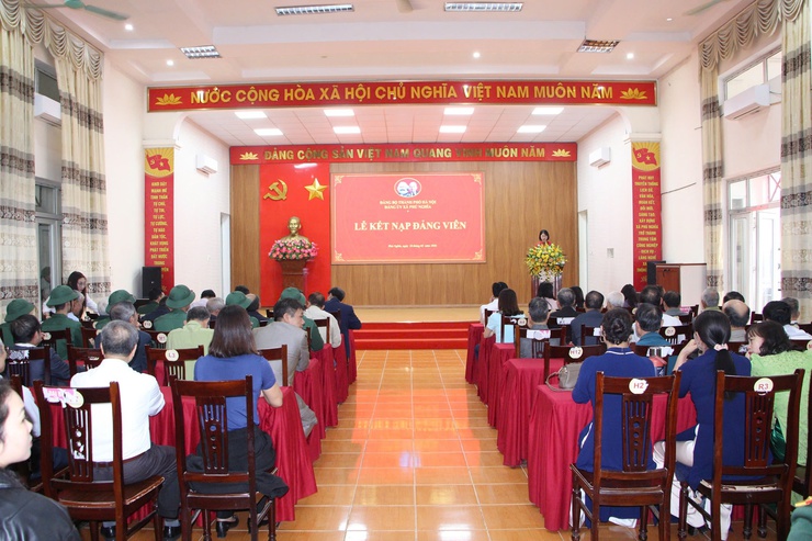 Xã Phú Nghĩa tổ chức Lễ kết nạp đảng viên cho tân binh lên đường nhập ngũ năm 2026- Ảnh 2.