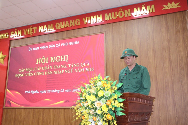 Xã Phú Nghĩa: Tổ chức gặp mặt, cấp phát quân trang, tặng quà động viên công dân nhập ngũ năm 2026- Ảnh 17.