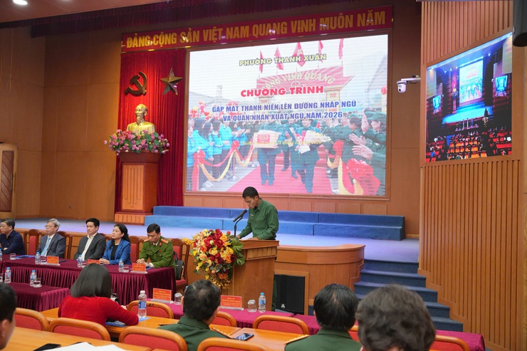 Phường Thanh Xuân tổ chức buổi gặp mặt thanh niên lên đường nhập ngũ và quân nhân xuất ngũ năm 2026- Ảnh 3.