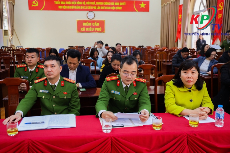 UBND XÃ TỔ CHỨC HỘI NGHỊ TUYÊN TRUYỀN, NÂNG CAO CÔNG TÁC PHÒNG NGỪA TỘI PHẠM HỌC SINH TRÊN ĐỊA BÀN- Ảnh 3.