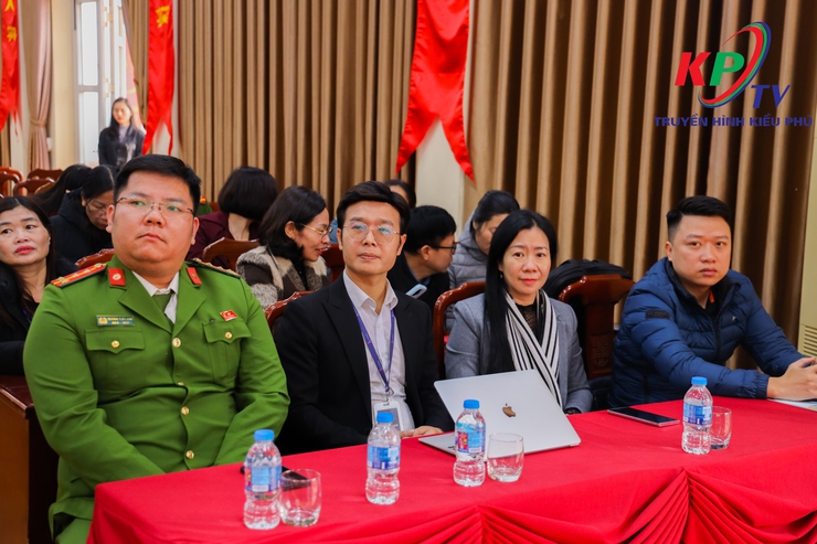 UBND XÃ TỔ CHỨC HỘI NGHỊ TUYÊN TRUYỀN, NÂNG CAO CÔNG TÁC PHÒNG NGỪA TỘI PHẠM HỌC SINH TRÊN ĐỊA BÀN- Ảnh 4.