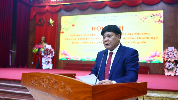 THẠCH THẤT GẶP MẶT CÁN BỘ CHỦ CHỐT QUA CÁC THỜI KỲ VÀ NHỮNG NGƯỜI CON QUÊ HƯƠNG THÀNH ĐẠT- Ảnh 6.