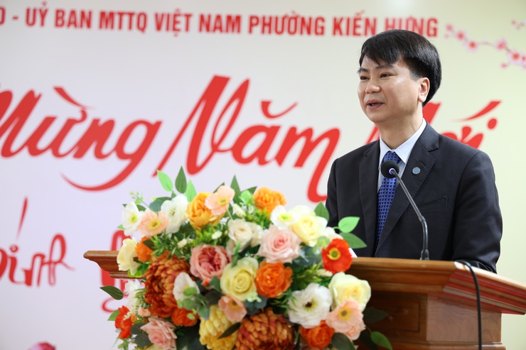 Đảng ủy - HĐND - UBND - Ủy ban MTTQ Việt Nam phường Kiến Hưng tổ chức gặp mặt các đồng chí nguyên lãnh đạo Thành phố, quận Hà Đông trên địa bàn phường, nguyên lãnh đạo phường Kiến Hưng và phường Phú La (cũ) qua các thời kỳ- Ảnh 1.