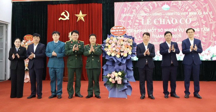 XÃ BA VÌ TỔ CHỨC LỄ CHÀO CỜ ĐẦU TUẦN VÀ TRIỂN KHAI NHIỆM VỤ TRỌNG TÂM THÁNG 02/2026- Ảnh 3.