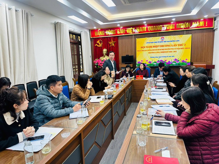 PHƯỜNG LÁNG TỔ CHỨC HỘI NGHỊ HIỆP THƯƠNG LẦN THỨ HAI THỎA THUẬN LẬP DANH SÁCH SƠ BỘ NGƯỜI ỨNG CỬ ĐẠI BIỂU HĐND PHƯỜNG NHIỆM KỲ 2026–2031- Ảnh 2.