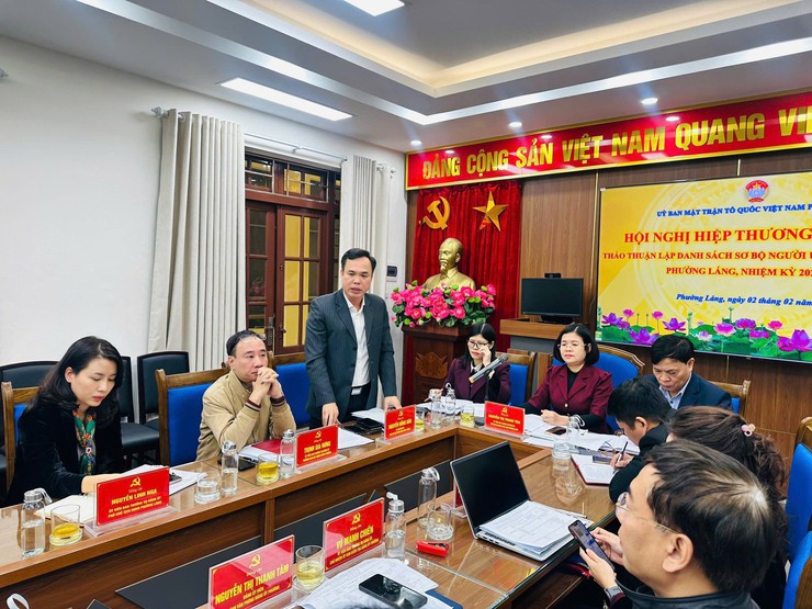 PHƯỜNG LÁNG TỔ CHỨC HỘI NGHỊ HIỆP THƯƠNG LẦN THỨ HAI THỎA THUẬN LẬP DANH SÁCH SƠ BỘ NGƯỜI ỨNG CỬ ĐẠI BIỂU HĐND PHƯỜNG NHIỆM KỲ 2026–2031- Ảnh 1.