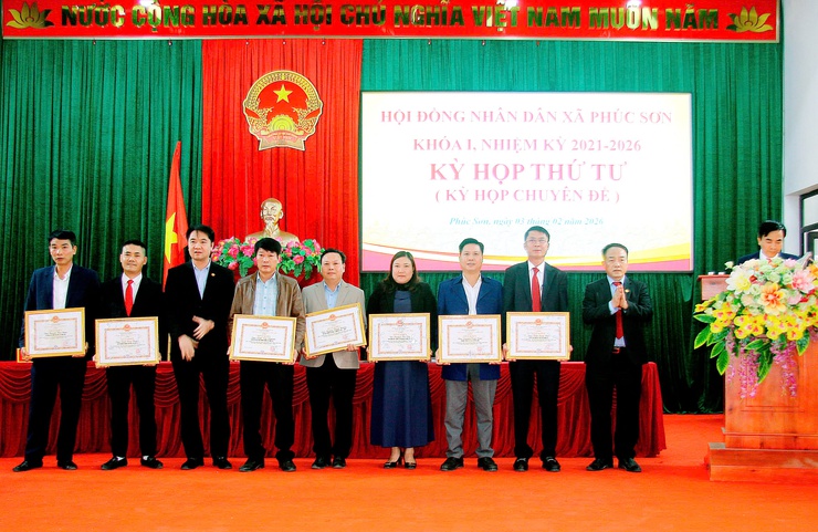 HĐND XÃ PHÚC SƠN TỔ CHỨC KỲ HỌP THỨ TƯ, KHÓA I, NHIỆM KỲ 2021–2026- Ảnh 2.
