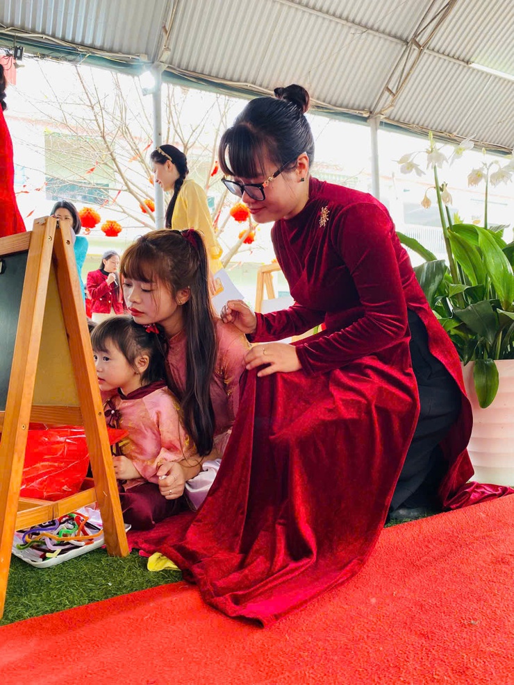 HỘI THI "EM VẼ ƯỚC MƠ XUÂN" – TOẢ SÁNG NHỮNG NÉT VẼ TUỔI THƠ.- Ảnh 4.