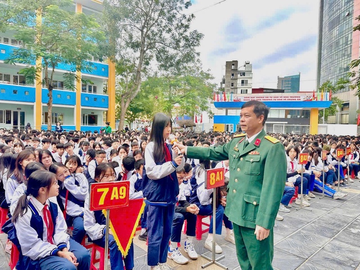Hội Cựu chiến binh phường Long Biên phát huy vai trò trong giáo dục truyền thống cách mạng cho thế hệ trẻ- Ảnh 2.