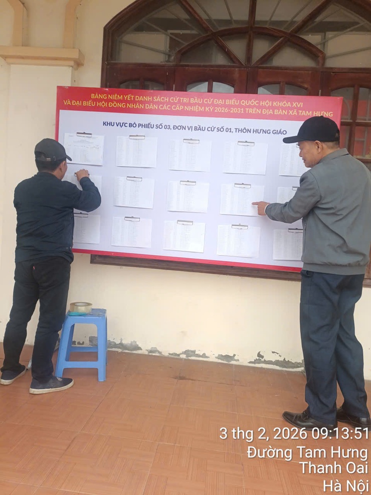 Xã Tam Hưng niêm yết danh sách cử tri đúng quy định, sẵn sàng hướng tới ngày bầu cử- Ảnh 1.
