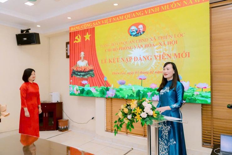 Chi bộ Phòng Văn hóa – Xã hội xã Thiên Lộc tổ chức Lễ kết nạp đảng viên mới- Ảnh 2.