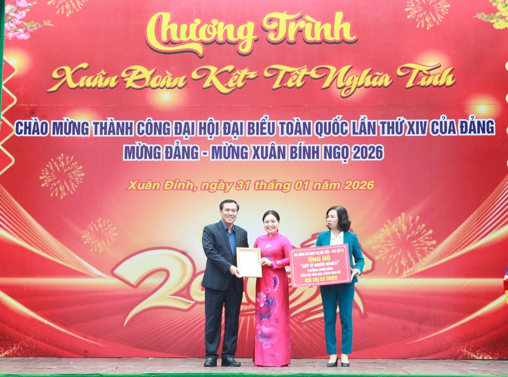 Xuân Đỉnh: Lan tỏa yêu thương, ấm áp Tết Bính Ngọ- Ảnh 2.