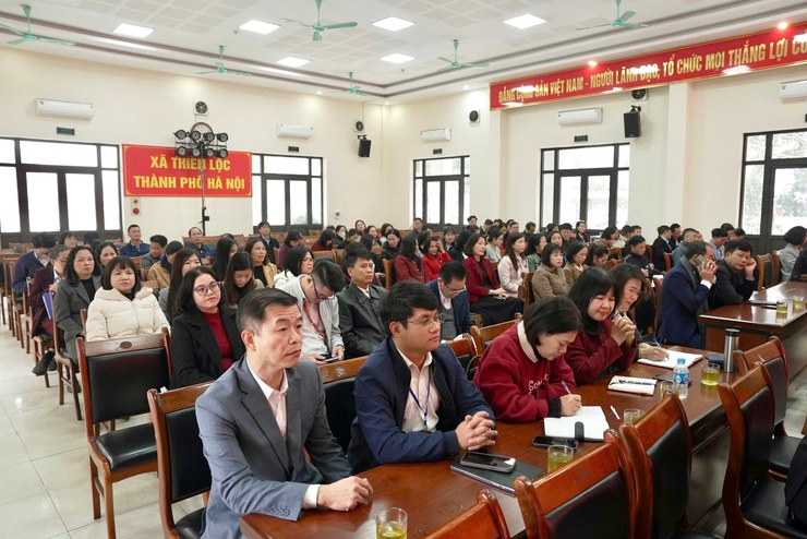 Xã Thiên Lộc tổ chức lớp bồi dưỡng chuyên đề Lịch sử Đảng năm 2026; Báo cáo kết quả Đại hội đại biểu toàn quốc lần thứ XIV Đảng cộng sản Việt Nam- Ảnh 4.