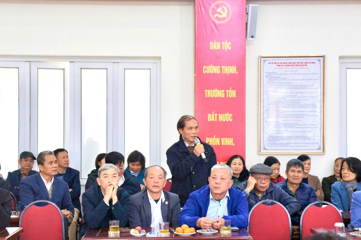 Phường Phú Thượng gặp mặt các đồng chí cán bộ chủ chốt nghỉ hưu; các đồng chí Bí thư Chi bộ, Tổ trưởng Tổ dân phố, Trưởng ban công tác Mặt trận nhân dịp Xuân Bính Ngọ 2026- Ảnh 3.