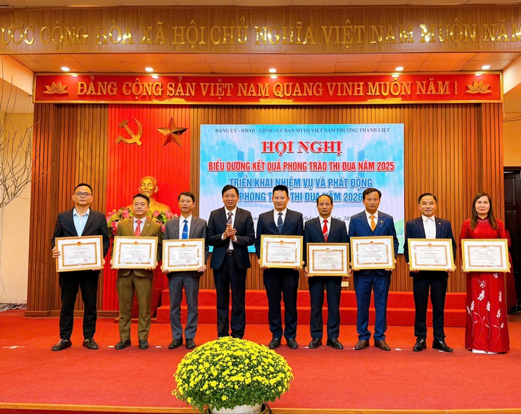 Thi đua yêu nước – đòn bẩy từ cơ sở trong vận hành chính quyền mới ở Thanh Liệt- Ảnh 12.