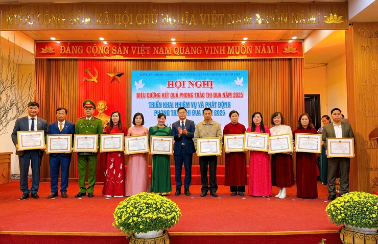 Thi đua yêu nước – đòn bẩy từ cơ sở trong vận hành chính quyền mới ở Thanh Liệt- Ảnh 15.