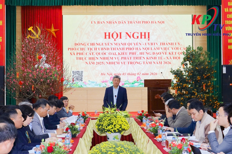 Đồng chí Nguyễn Mạnh Quyền- Phó chủ tịch UBND Thành phố làm việc với 4 xã, huyện Quốc Oai cũ- Ảnh 1.