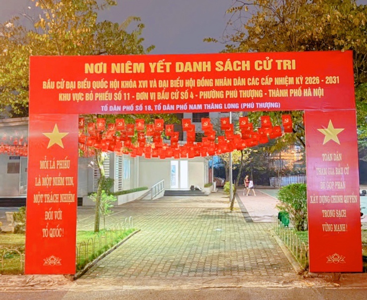 Phường Phú Thượng chủ động, nghiêm túc hoàn thành niêm yết danh sách cử tri phục vụ bầu cử Quốc hội khóa XVI và HĐND các cấp nhiệm kỳ 2026 – 2031- Ảnh 1.