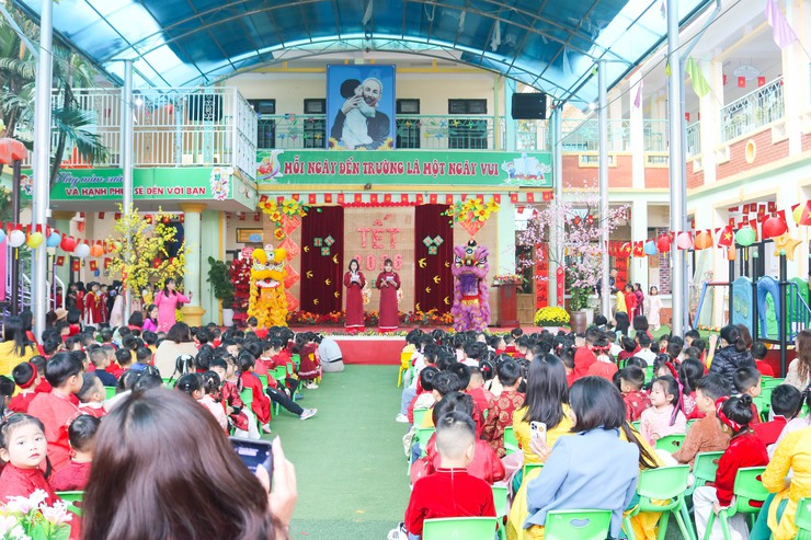 RỘN RÀNG "VUI HỘI MÙA XUÂN 2026" TẠI TRƯỜNG MẦM NON QUỐC OAI- Ảnh 3.