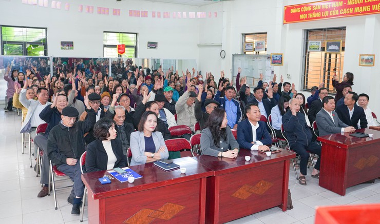 PHƯỜNG THƯỢNG CÁT TỔ CHỨC HỘI NGHỊ LẤY Ý KIẾN NHẬN XÉT, TÍN NHIỆM CỬ TRI NƠI CƯ TRÚ ĐỐI VỚI NGƯỜI ỨNG CỬ ĐẠI BIỂU HĐND CÁC CẤP- Ảnh 10.