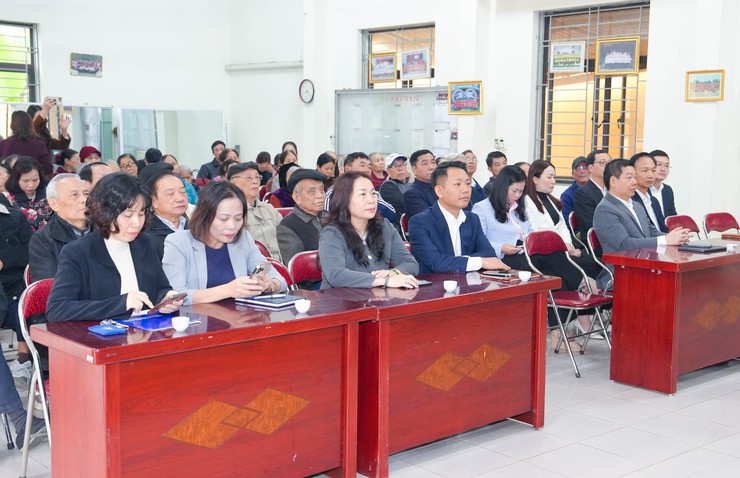 PHƯỜNG THƯỢNG CÁT TỔ CHỨC HỘI NGHỊ LẤY Ý KIẾN NHẬN XÉT, TÍN NHIỆM CỬ TRI NƠI CƯ TRÚ ĐỐI VỚI NGƯỜI ỨNG CỬ ĐẠI BIỂU HĐND CÁC CẤP- Ảnh 2.