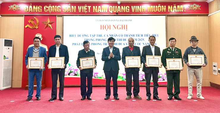 XÃ ĐẠI THANH BIỂU DƯƠNG 30 TẬP THỂ, 59 CÁ NHÂN, 19 GIA ĐÌNH CÓ THÀNH TÍCH TIÊU BIỂU TRONG PHONG TRÀO THI ĐUA NĂM 2025- Ảnh 5.