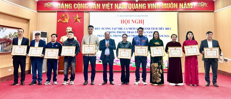 XÃ ĐẠI THANH BIỂU DƯƠNG 30 TẬP THỂ, 59 CÁ NHÂN, 19 GIA ĐÌNH CÓ THÀNH TÍCH TIÊU BIỂU TRONG PHONG TRÀO THI ĐUA NĂM 2025- Ảnh 11.
