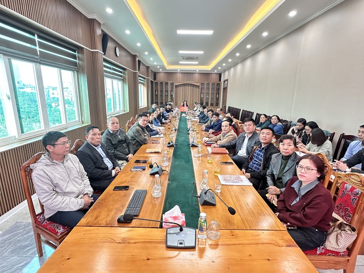 Đảng bộ xã Đại Thanh dự hội nghị trực tuyến Hướng dẫn sử dụng Giải quyết các thủ tục hành chính của Đảng trên môi trường mạng- Ảnh 2.