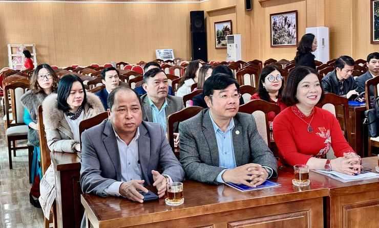 Xã Đại Thanh công bố và trao Quyết định về công tác cán bộ cho 5 đồng chí lãnh đạo quản lý các phòng ban đơn vị- Ảnh 2.