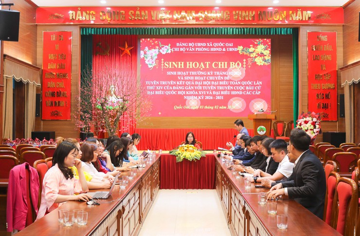 Chi bộ Văn phòng HĐND & UBND xã Quốc Oai tổ chức sinh hoạt thường kỳ tháng 2 và sinh hoạt chuyên đề tuyên truyền kết quả Đại hội XIV của Đảng- Ảnh 1.