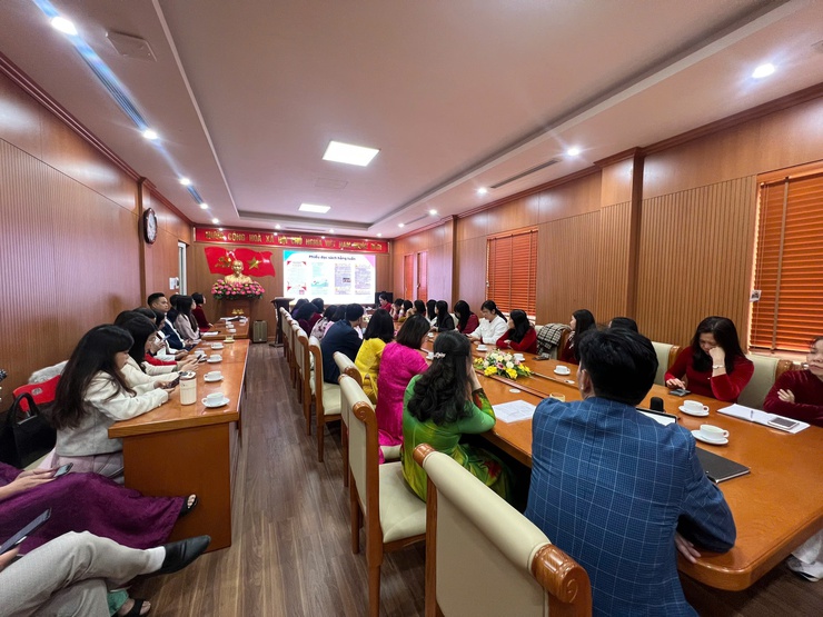 HỘI NGHỊ SƠ KẾT HỌC KỲ I VÀ TỔNG KẾT HỘI THI GIÁO VIÊN DẠY GIỎI CẤP TIỂU HỌC XÃ NGỌC HỒI – TỪ ĐÁNH GIÁ THỰC CHẤT ĐẾN ĐỊNH HƯỚNG PHÁT TRIỂN BỀN VỮNG- Ảnh 2.