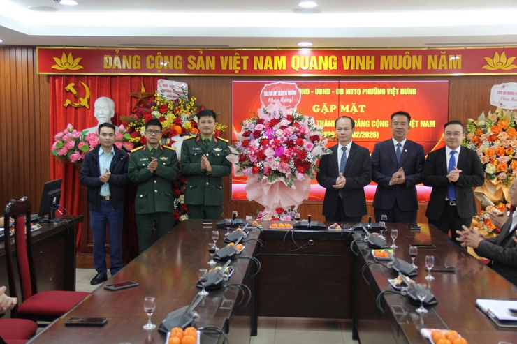 Phường Việt Hưng gặp mặt kỷ niệm 96 năm Ngày thành lập Đảng (03/02/1930-03/02/2026)- Ảnh 5.