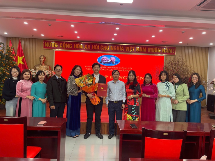 Chi bộ phòng Văn hóa – Xã hội: Lan tỏa tinh thần Đại hội XIV và bồi đắp nguồn lực mới cho Đảng- Ảnh 3.