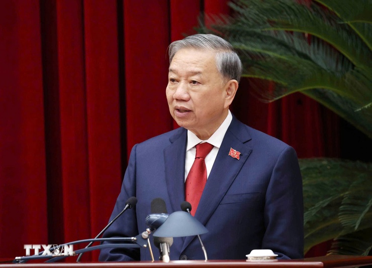 Nhân dịp kỷ niệm 96 năm Ngày thành lập Đảng Cộng sản Việt Nam (3/2/1930 – 3/2/2026), Tổng Bí thư Tô Lâm đã có bài viết "Vững bước dưới cờ Đảng"- Ảnh 1.