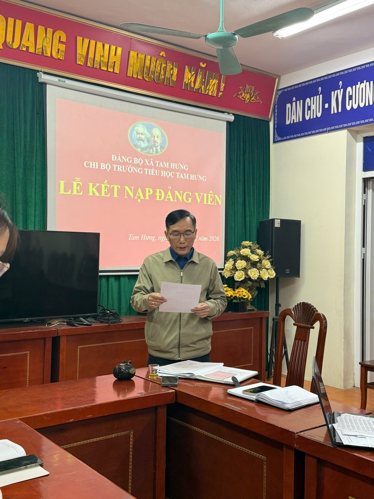 Tạo động lực mới từ công tác phát triển Đảng tại Trường Tiểu học Tam Hưng- Ảnh 1.