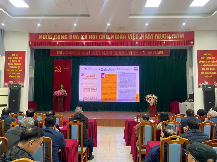 Phường Hồng Hà tham dự hội nghị trực tuyến tập huấn nghiệp vụ công tác bầu cử đại biểu Quốc hội khóa XVI và đại biểu Hội đồng nhân dân các cấp nhiệm kỳ 2026–2031- Ảnh 1.