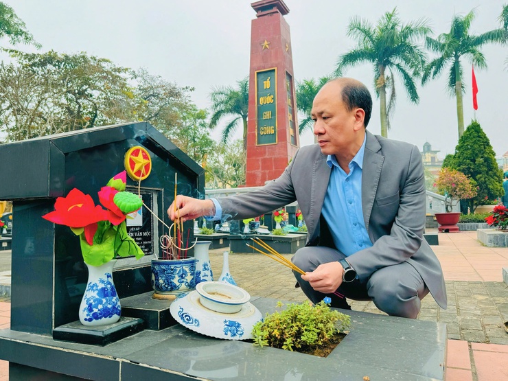 XÃ NAM PHÙ TRI ÂN CÁC ANH HÙNG LIỆT SĨ: KHẮC GHI CÔNG LAO - VIẾT TIẾP BẢN HÙNG CA ĐỔI MỚI- Ảnh 6.