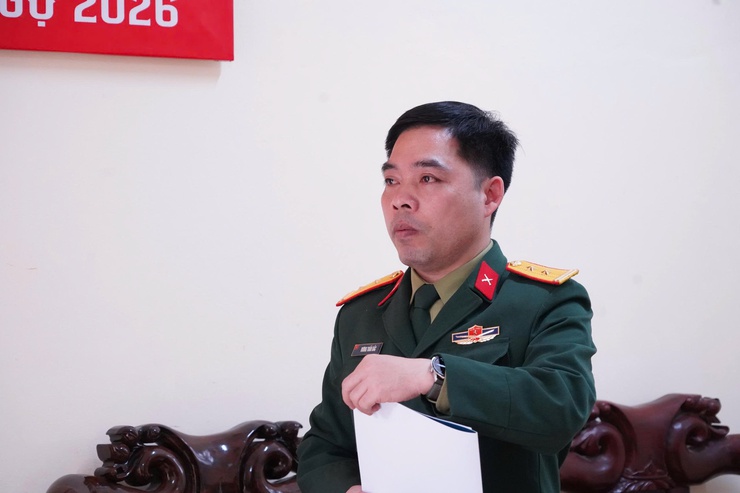 Thiếu tướng Nguyễn Đình Lưu, Phó Tư lệnh Bộ Tư lệnh Thủ đô Hà Nội thăm và làm việc với Ban Chỉ huy Quân sự phường Chương Mỹ- Ảnh 9.