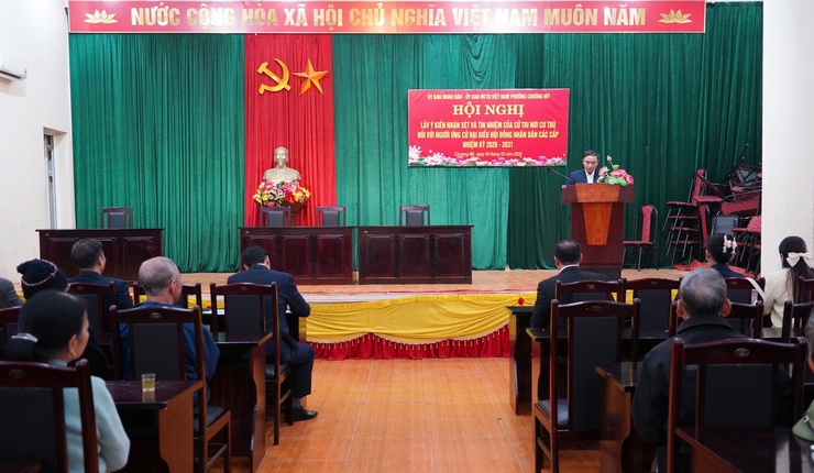 Lấy ý kiến cử tri nơi cư trú đối với các ứng cử viên HĐND nhiệm kỳ 2026–2031 tại tổ dân phố Quyết Tiến- Ảnh 1.