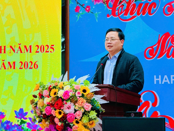 Nam Phù khen thưởng 13 tập thể, cá nhân tiêu biểu trong công tác tín dụng chính sách xã hội- Ảnh 3.