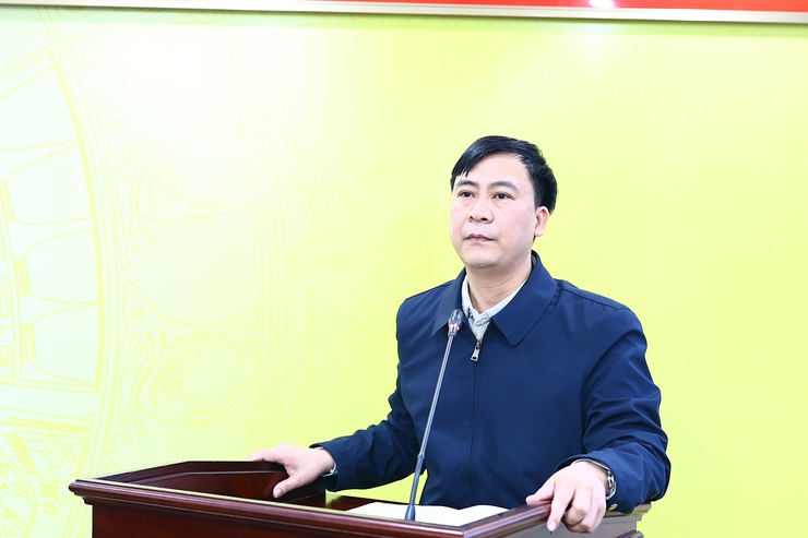 THẠCH THẤT CÔNG BỐ VÀ TRAO QUYẾT ĐỊNH VỀ CÔNG TÁC CÁN BỘ- Ảnh 4.