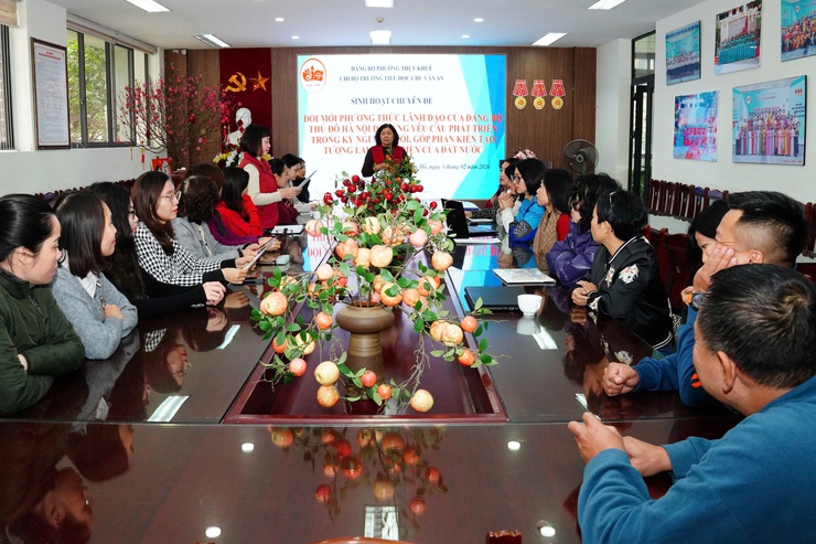 Sinh hoạt chính trị tại Tây Hồ: Lan tỏa tinh thần đổi mới phương thức lãnh đạo trong kỷ nguyên phát triển mới- Ảnh 3.