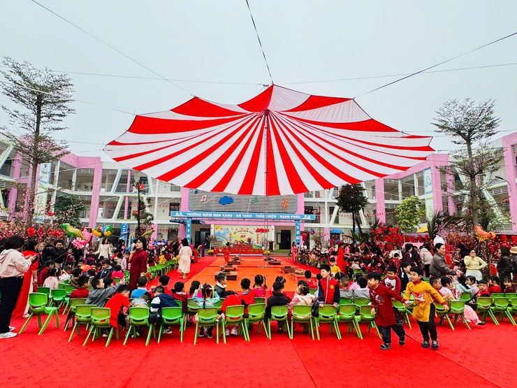 TRẢI NGHIỆM “BÉ VUI ĐÓN TẾT” - MỪNG XUÂN BÍNH NGỌ 2016 TẠI TRƯỜNG MẦM NON KIM QUAN - Ảnh 6.