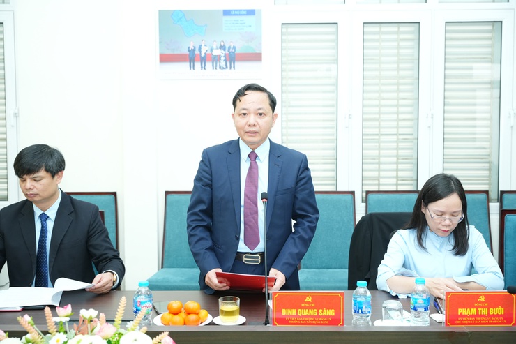 BAN CHẤP HÀNH ĐẢNG BỘ XÃ PHÙ ĐỔNG TỔ CHỨC HỘI NGHỊ CHUYÊN ĐỀ CÔNG BỐ QUYẾT ĐỊNH CHỈ ĐỊNH CÁN BỘ- Ảnh 2.