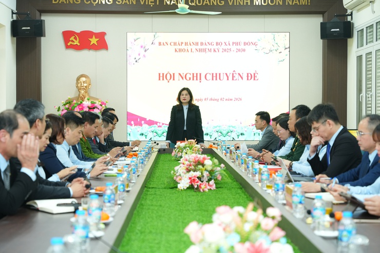 BAN CHẤP HÀNH ĐẢNG BỘ XÃ PHÙ ĐỔNG TỔ CHỨC HỘI NGHỊ CHUYÊN ĐỀ CÔNG BỐ QUYẾT ĐỊNH CHỈ ĐỊNH CÁN BỘ- Ảnh 4.