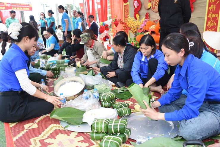 ỨNG HOÀ: SÔI NỔI CÁC HOẠT ĐỘNG TẠI CHƯƠNG TRÌNH "TẾT NHÂN ÁI" XUÂN BÍNH NGỌ NĂM 2026.- Ảnh 5.