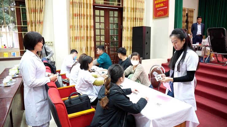 UBND xã Dương Hòa tổ chức Lễ hội Xuân Hồng “Trao giọt máu hồng - Tặng niềm tin sống”- Ảnh 2.