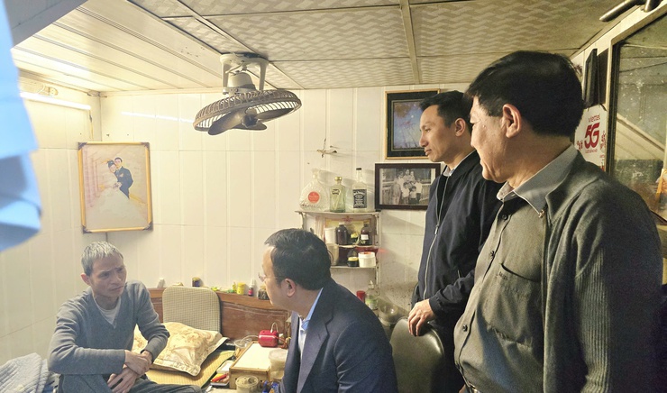 PHƯỜNG BA ĐÌNH TỔ CHỨC THĂM HỎI, TẶNG QUÀ GIA ĐÌNH CHÍNH SÁCH, DIỆN BẢO TRỢ XÃ HỘI NHÂN DỊP TẾT NGUYÊN ĐÁN BÍNH NGỌ 2026- Ảnh 10.