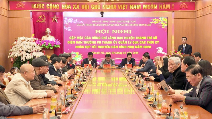 Hội nghị gặp mặt các đồng chí lãnh đạo huyện Thanh Trì (cũ) diện Ban Thường vụ Thành ủy quản lý qua các thời kỳ nhân dịp Tết Nguyên đán 2026- Ảnh 1.